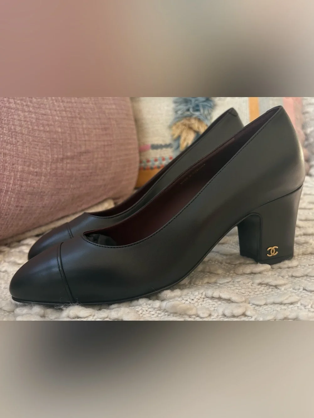 CHANEL UNIFORM•Chanel Black Cap-Toe Elegant Block Pumps w/ Signature Gold CC